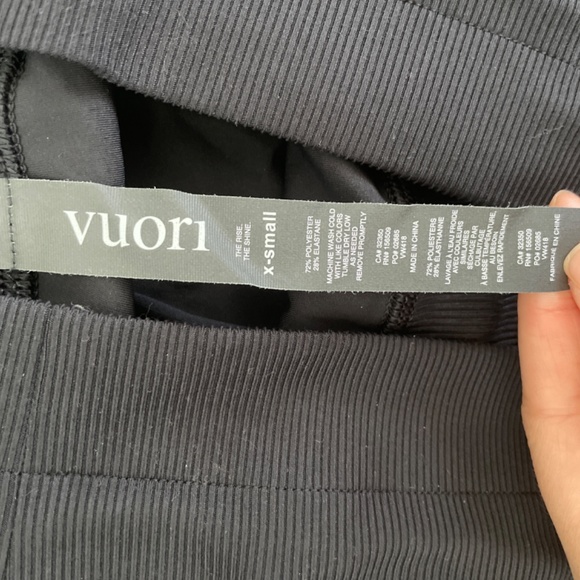 NWOT Vuori Jogger Leggings with Drawstring - Picture 3 of 3